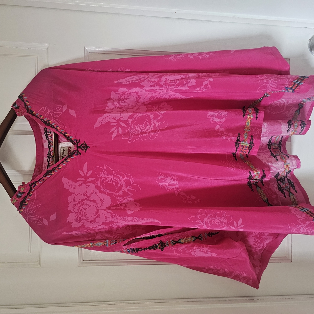 Johnny Was  Vibrant Pink Floral Kimono